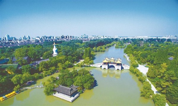 股票配资网址 “6群13链”续写新传奇 千年商埠扬州迈向“双万亿”